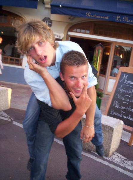 2 blOnds => Aymeric et Paulo