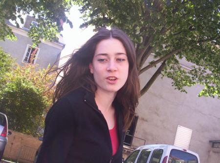 Géraldine, gegette'girl en puissance